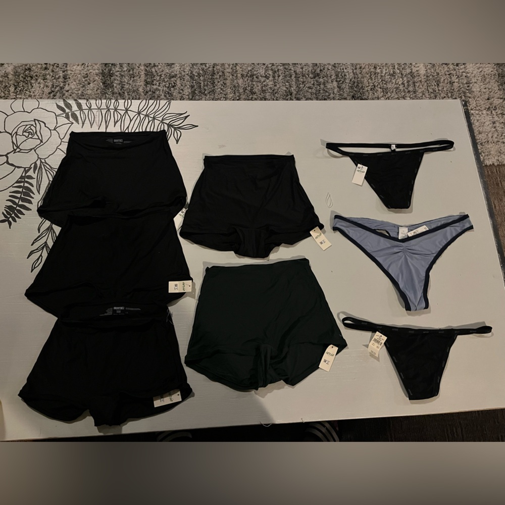Aerie Panty Bundle - Picture 2 of 8